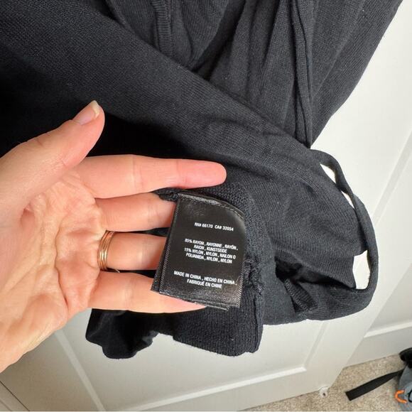 Anthropologie Rambuteau Black Knit Sleeveless Faux Wrap Tie Neck Sweater Large - Picture 5 of 6